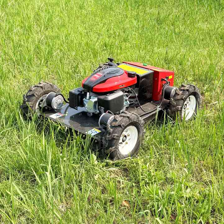 Orchard Sprayer Tractor - Wysokowydajny opryskiwacz maszynowy z wysięgnikiem, opryskiwacz