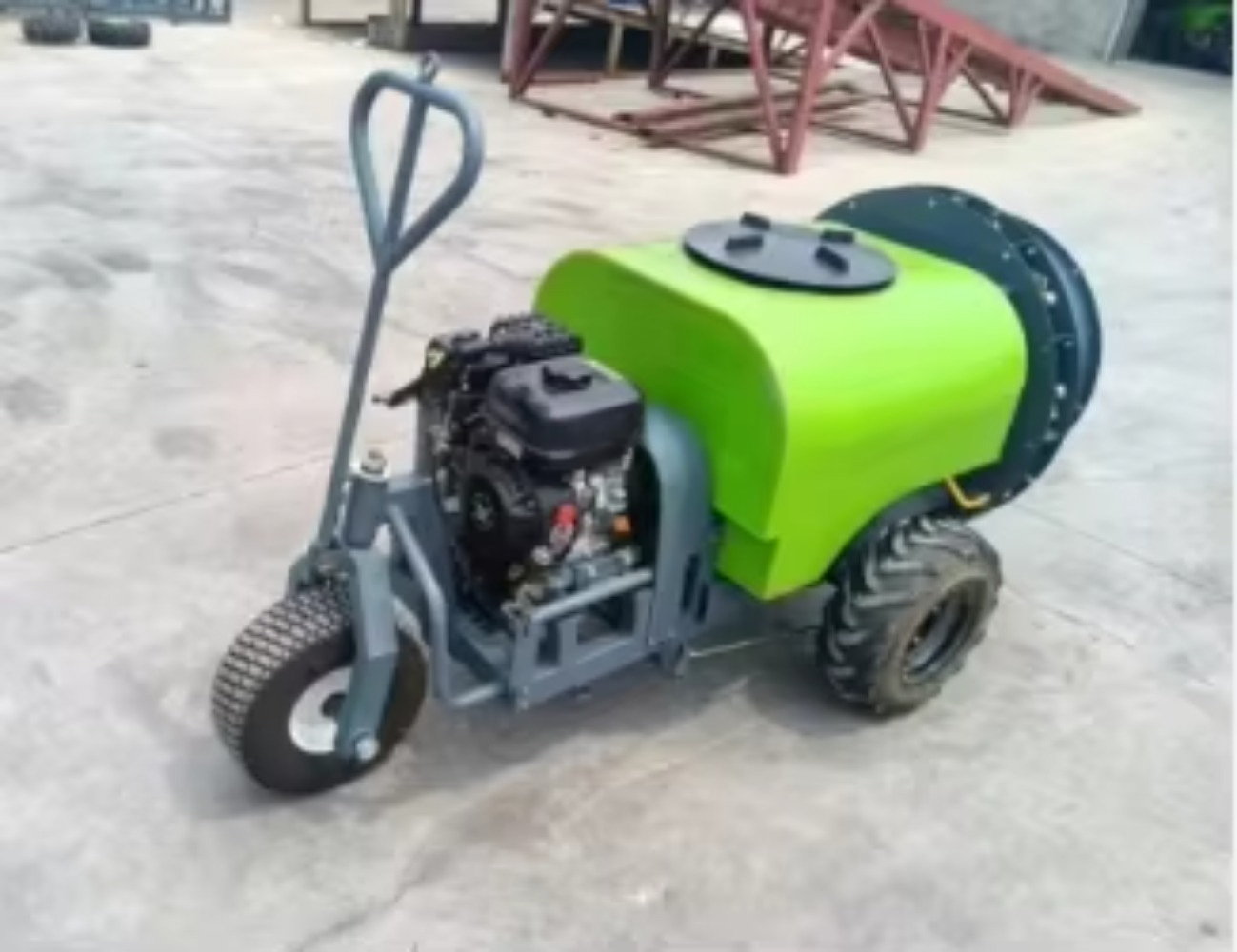 Samobieżny opryskiwacz pneumat – Orchard Sprayer Tractor recenzja i cena